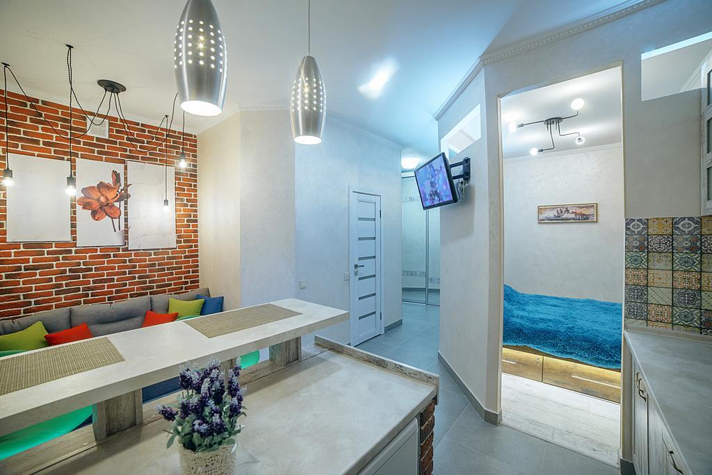 Apartment At Lyulki Lviv Buitenkant foto