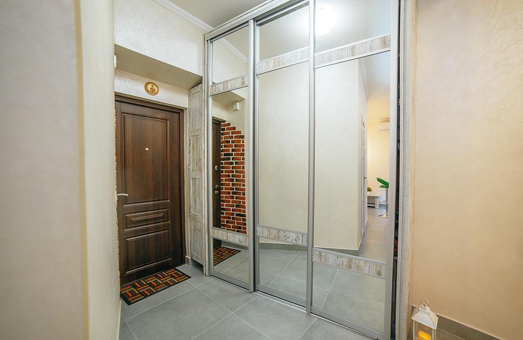 Apartment At Lyulki Lviv Buitenkant foto